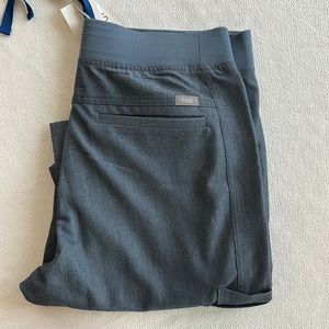 Men’s Figs Axim Cargo Pants Size Medium Denim Blue New with Tags